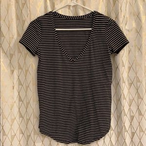 Lululemon V-Neck Shirt